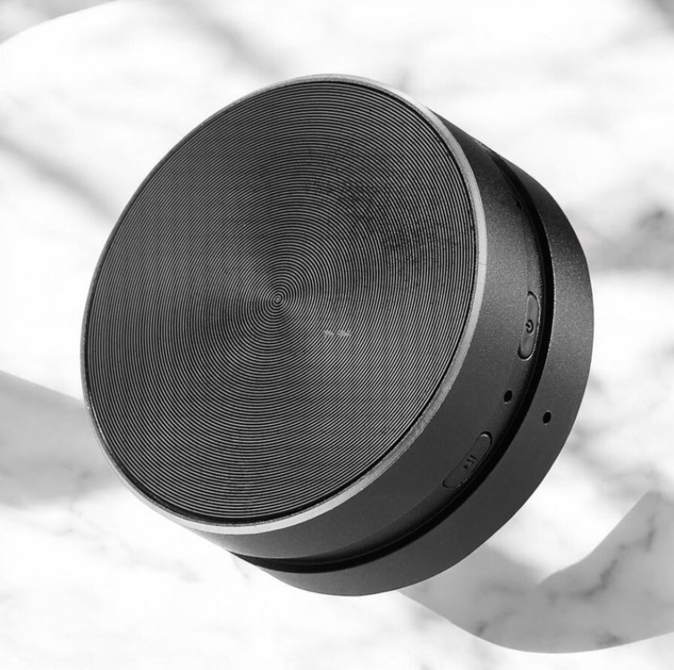 Yapışkan Hoparlör